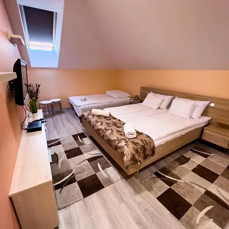 Fehér Akác Wellness * Nyiradony-Tamasipuszta